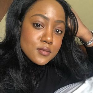 Meet your Posher, Melia